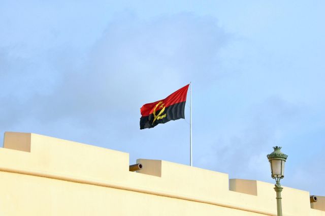 TotalEnergies będzie wydobywać ropę w Angoli