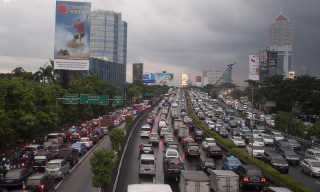 Indonezja chce ożywić swój przemysł naftowy i gazowy